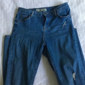 Topshop “Jamie” blue jeans with distress